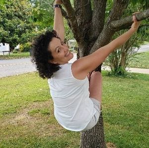 Meet your Posher, Consuelo